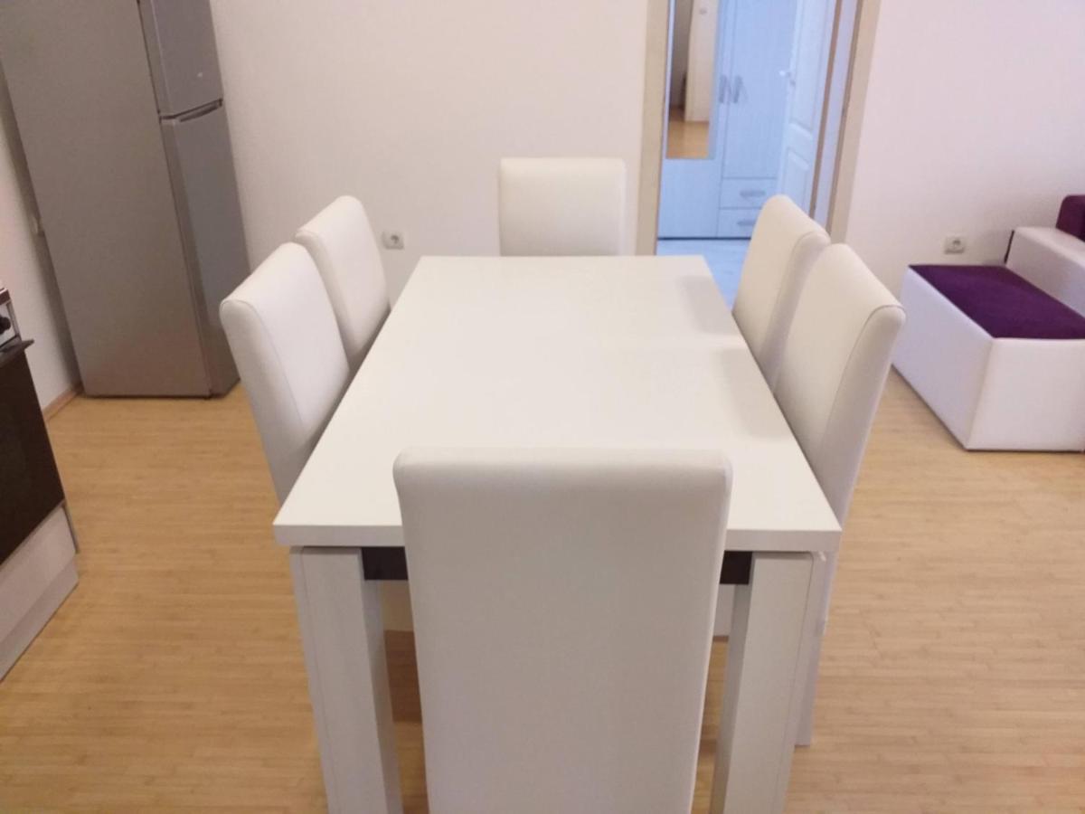 Apartmani Grza Paraćin Extérieur photo