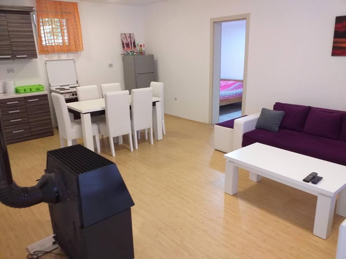 Apartmani Grza Paraćin Extérieur photo