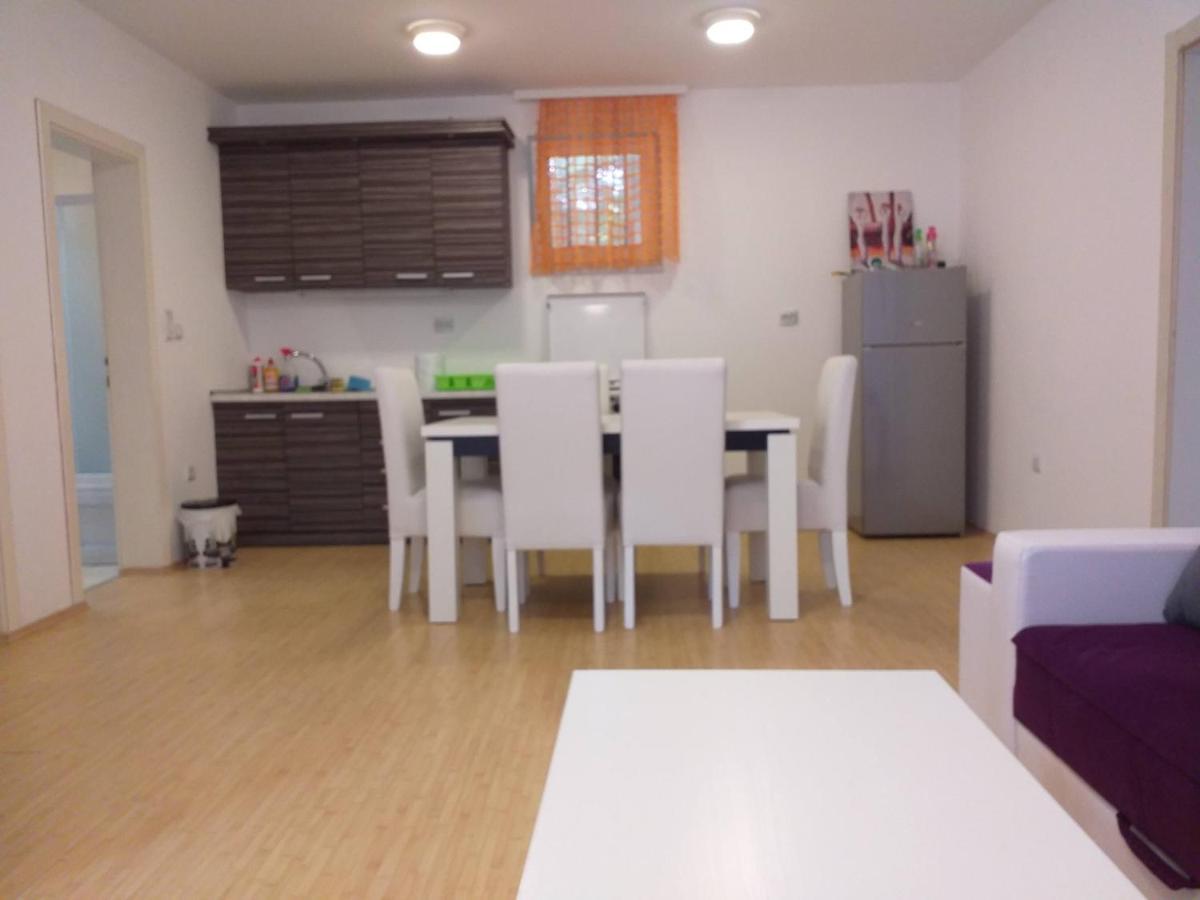 Apartmani Grza Paraćin Extérieur photo